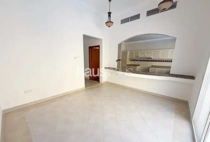 151895637 - Property Image 3