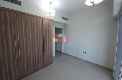 Apartment - 3 Bedrooms - 3 Bathrooms for rent in Dune Residency - District 17 - Jumeirah Village Circle - Dubai