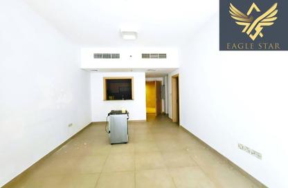 Apartment - 2 Bedrooms - 2 Bathrooms for rent in Al Awadhi Res 2 - Al Satwa - Dubai