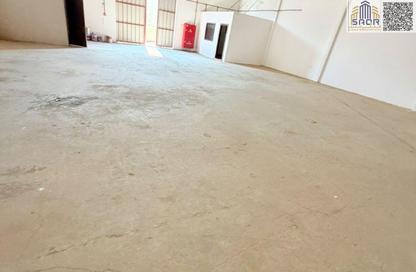 Warehouse - Studio - 1 for rent in Umm Dera - Umm Al Quwain