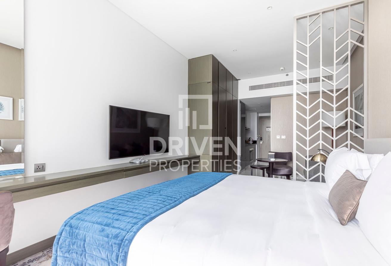 Modern Apt with Balcony | Canal and Pool View photo 7