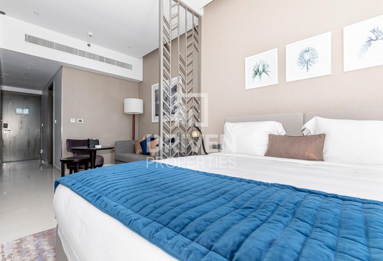 Modern Apt with Balcony | Canal and Pool View photo 6