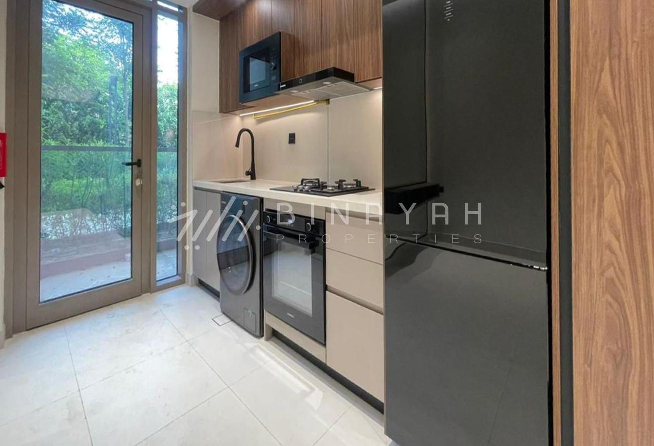 Brand New Studio | Community Living | Vacant photo 8