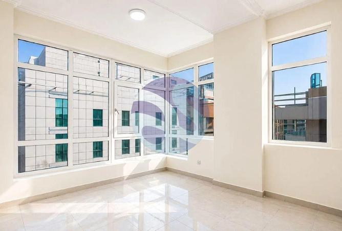 121099212 - Property Image 2