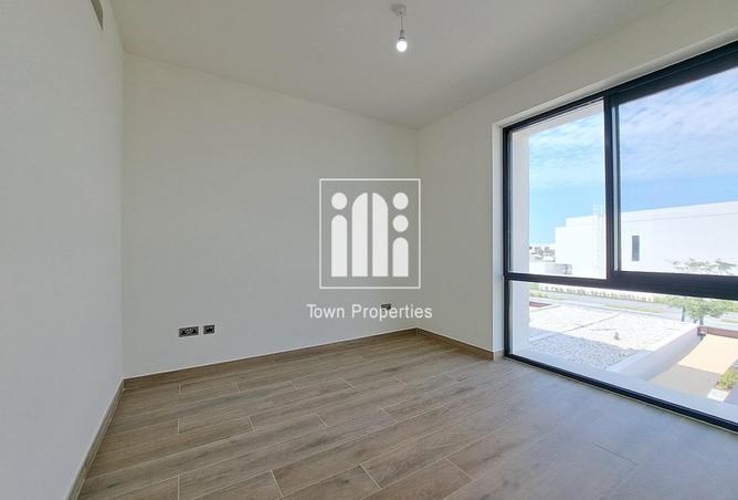 54403178 - صورة العقار 2