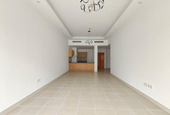 70275444 - صورة العقار 3