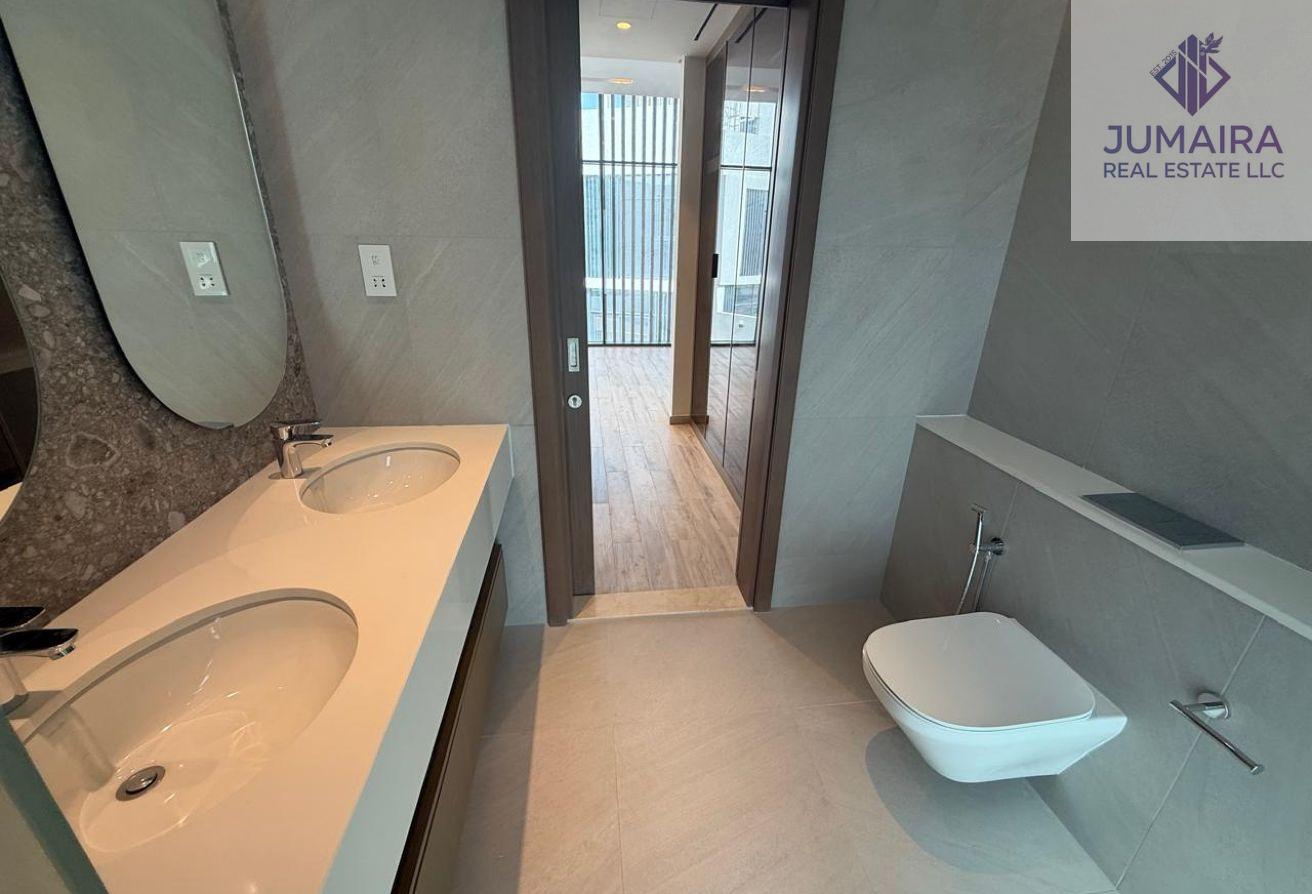 Luxury 3BR Coastal Villa | Near Wynn Resort .