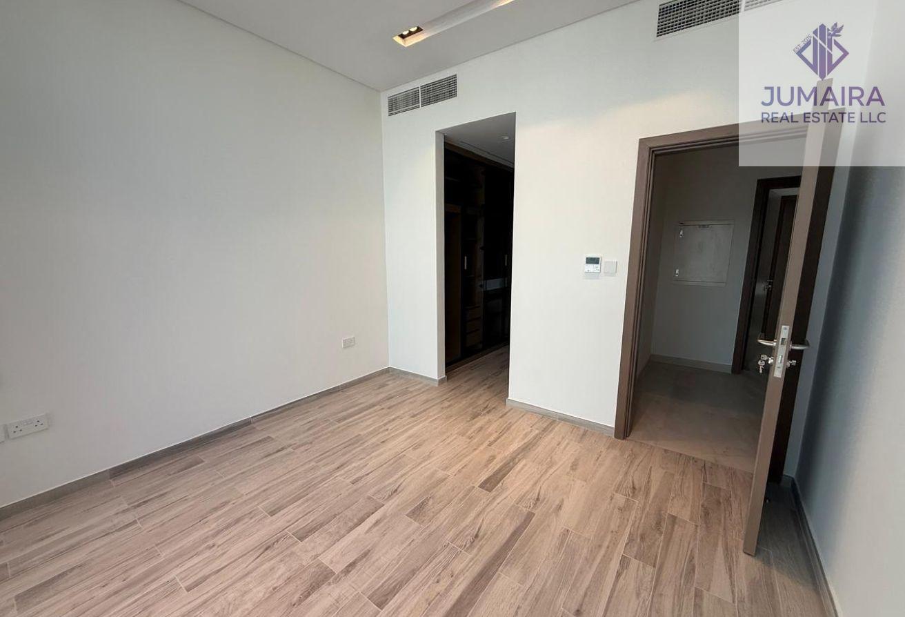 Luxury 3BR Coastal Villa | Near Wynn Resort .