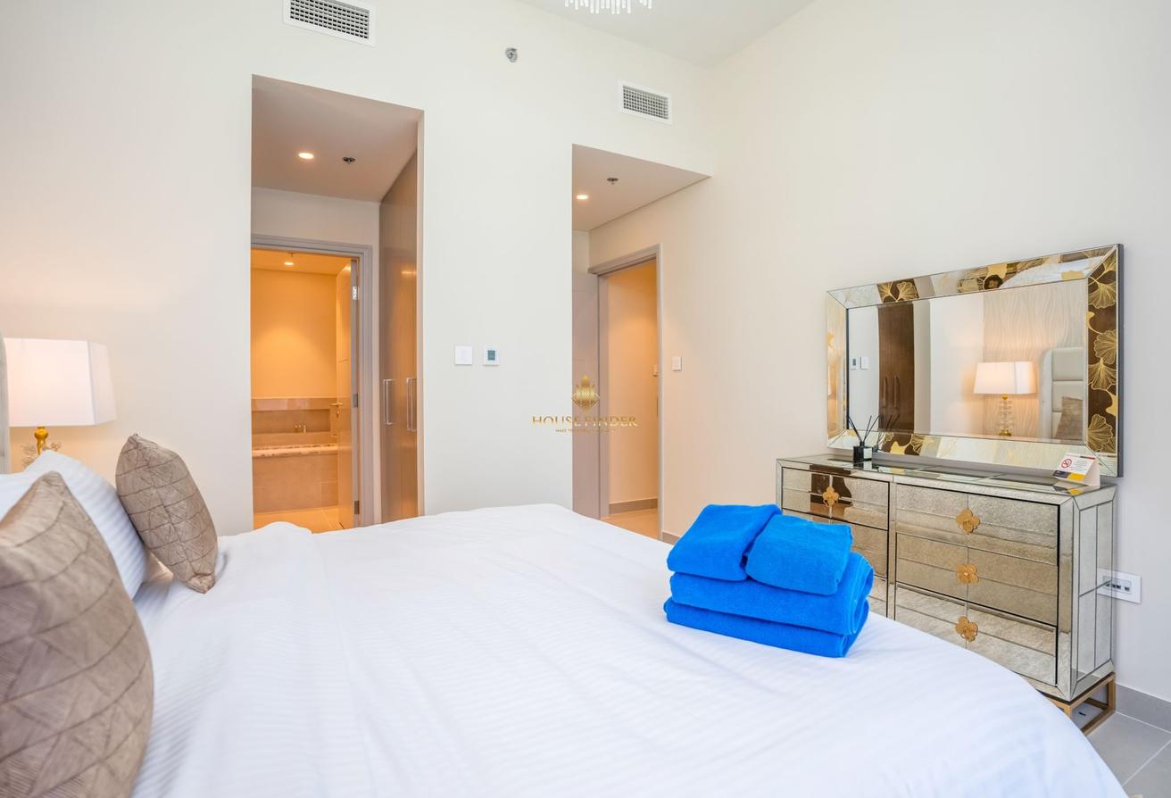 Luxurious 3 BR | Stunning Views | Prime Location photo 7