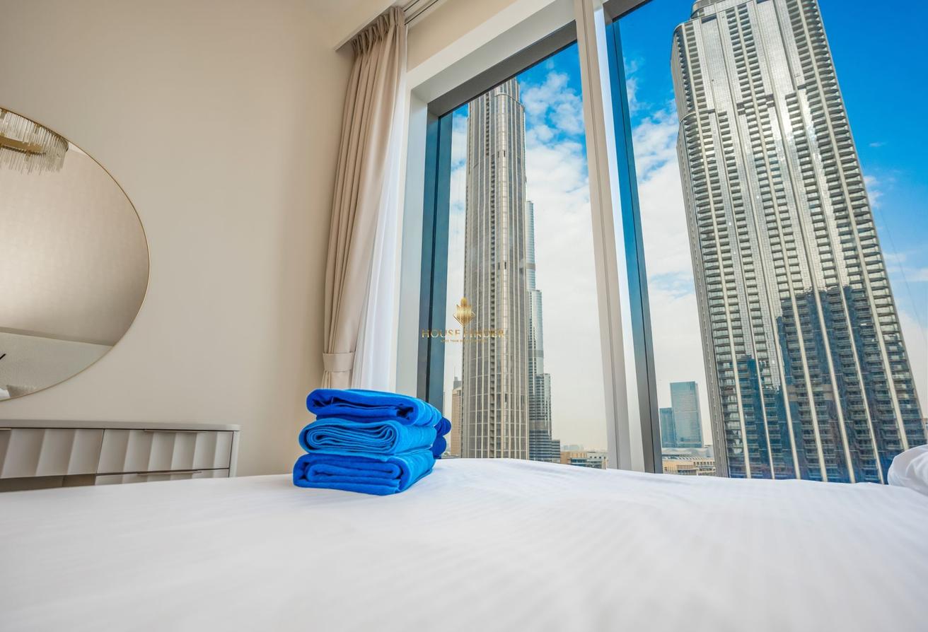 Luxurious 3 BR | Stunning Views | Prime Location photo 10