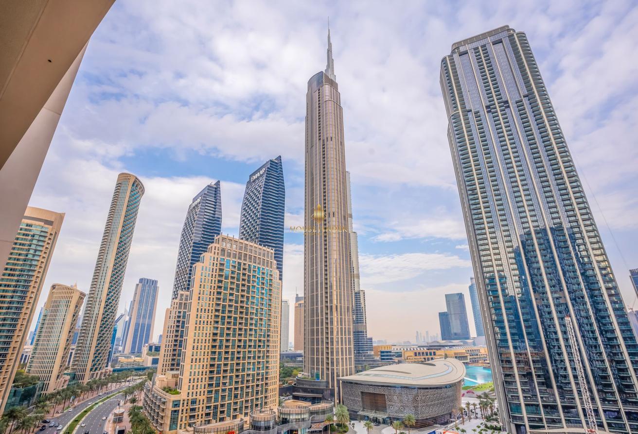 Luxurious 3 BR | Stunning Views | Prime Location photo 13