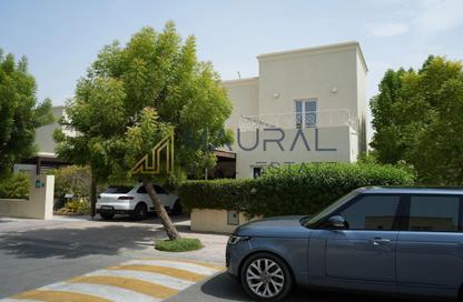 Villa - 3 Bedrooms - 4 Bathrooms for sale in Deema 2 - Deema - The Lakes - Dubai