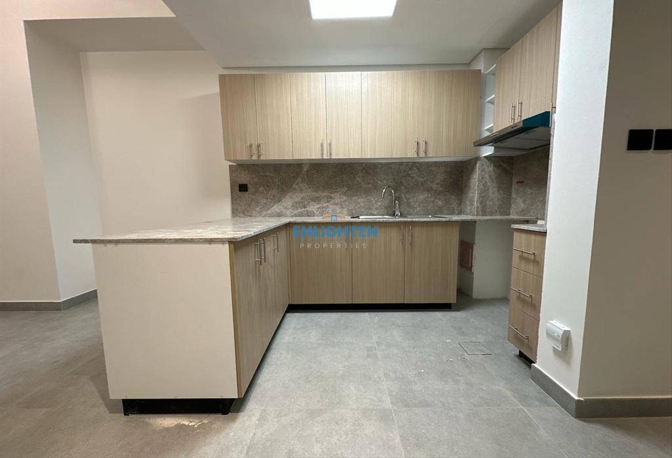 STUDIO APARTMENT | MODERN LAYOUT | COMMUNITY VIEW photo 7