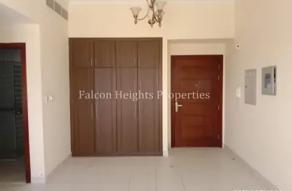 Apartment - 1 Bathroom for rent in Al Warqa'a 1 Building - Al Warqa'a 1 - Al Warqa'a - Dubai Apartment - 1 Bathroom for rent in Al Warqa'a 1 Building - Al Warqa'a 1 - Al Warqa'a - Dubai