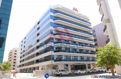 Apartment - 2 Bedrooms - 2 Bathrooms for rent in Golden Sands 8 - Al Mankhool - Bur Dubai - Dubai