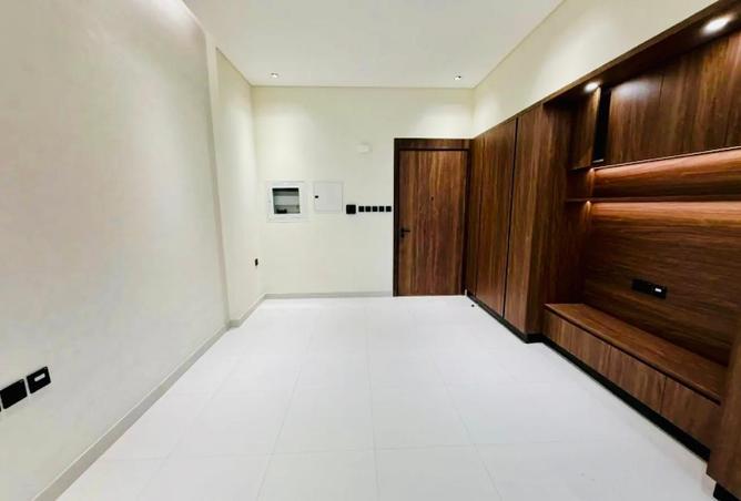 65151305 - Property Image 2