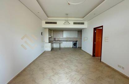 Apartment - 1 Bedroom - 2 Bathrooms for rent in Weston Court - Motor City - Dubai