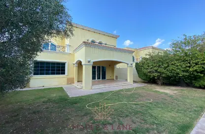 Villa - 4 Bedrooms - 5 Bathrooms for rent in District 1 - Jumeirah Park - Dubai