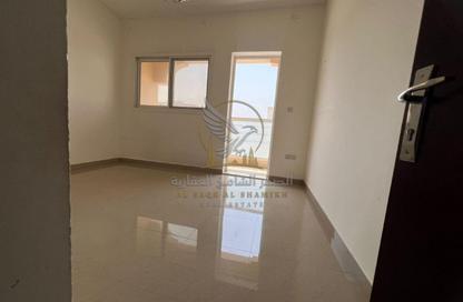 Apartment - 1 Bedroom - 2 Bathrooms for rent in Al Qulaya'ah - Al Sharq - Sharjah