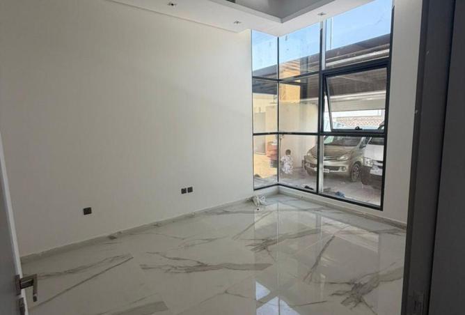 96128362 - Property Image 2