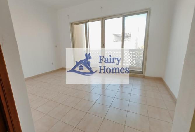 60142667 - Property Image 2