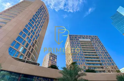 شقة - 3 غرف نوم - 4 حمامات للايجار في يونايتد سكوير - الخالدية - أبوظبي