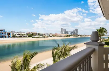 Villa - 5 Bedrooms - 6 Bathrooms for rent in Garden Homes Frond E - Garden Homes - Palm Jumeirah - Dubai