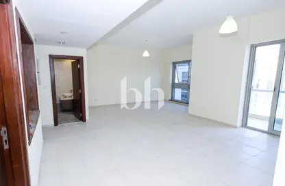 شقة - 2 غرف نوم - 3 حمامات للايجار في K برج - الأبراج الإدارية - الخليج التجاري - دبي