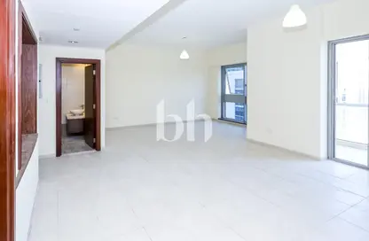 Apartment - 2 Bedrooms - 3 Bathrooms for rent in Executive Tower K - Executive Towers - Business Bay - Dubai