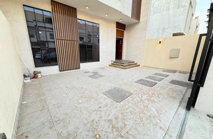Townhouse - 5 Bedrooms - 7 Bathrooms for rent in Al Zaheya Gardens - Al Zahya - Ajman