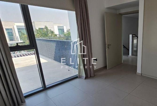 70289477 - صورة العقار 3