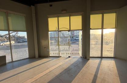 Warehouse - Studio - 1 Bathroom for rent in Industrial Building 13 - Industrial Area 13 - Sharjah Industrial Area - Sharjah