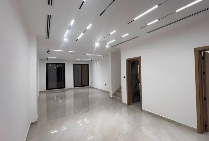 124295104 - Property Image 3