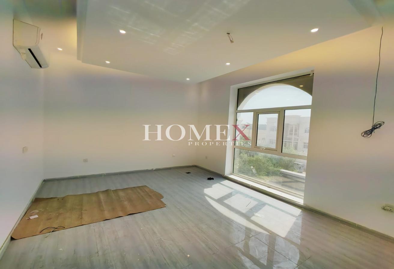 6BR Villa + Maid & Driver Rooms | Al Quoz photo 10