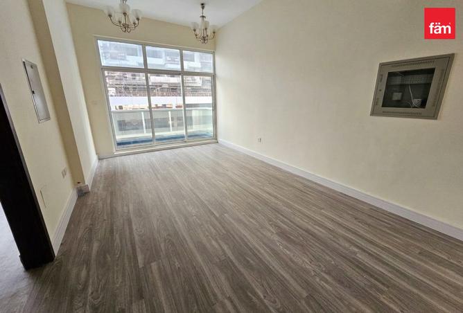 135637038 - Property Main Image