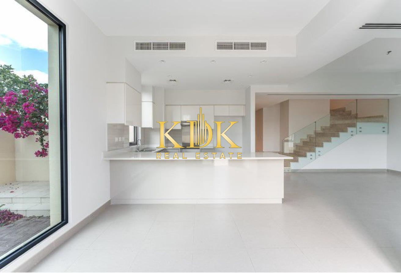 5BHK + Maid | Spacious Villa | Massive Layout photo 5