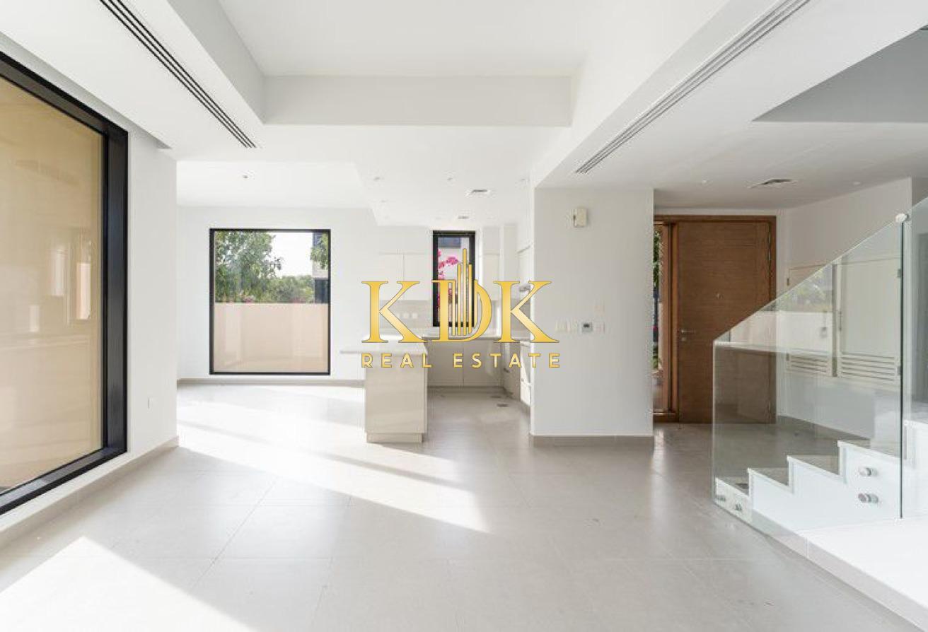 5BHK + Maid | Spacious Villa | Massive Layout photo 8