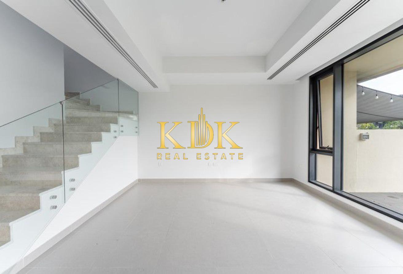 5BHK + Maid | Spacious Villa | Massive Layout photo 7