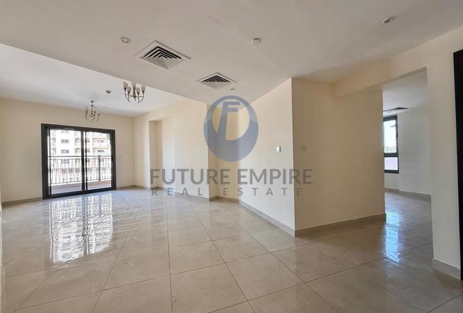 76966441 - Property Image 2