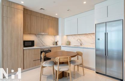 Apartment - 2 Bedrooms - 2 Bathrooms for sale in Beach Vista Tower 2 - Beach Vista - Emaar Beachfront - Dubai Harbour - Dubai