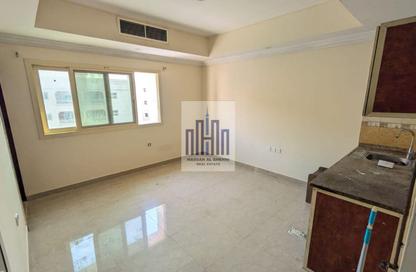 Apartment - Studio - 1 Bathroom for rent in Muweileh Community - Muwaileh Commercial - Sharjah