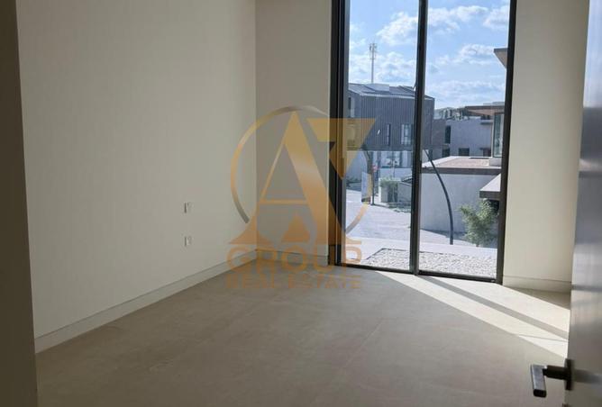 70693470 - صورة العقار 3