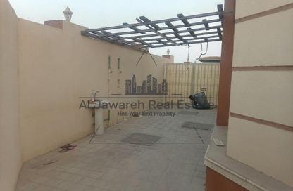 Villa - 3 - 2 for rent in Al Maqtaa - Umm Al Quwain City - Umm Al Quwain