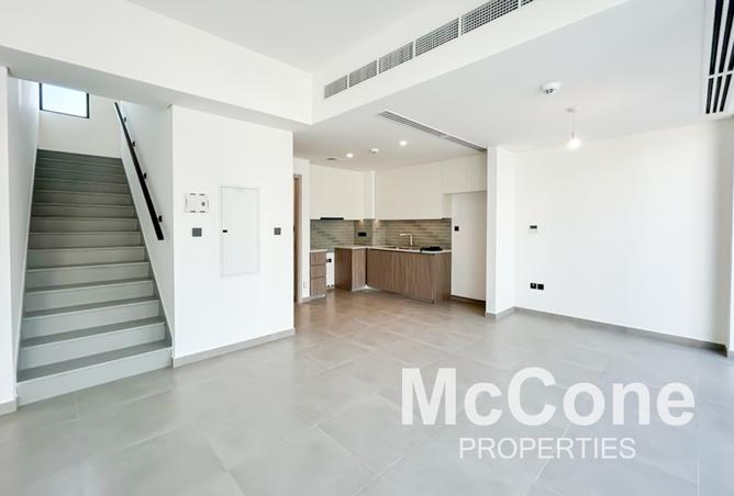 2OLEjYugDVQ - صورة العقار 3