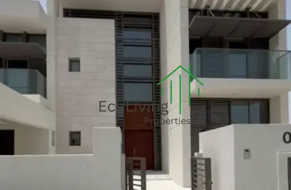 Villa - 4 Bedrooms - 5 Bathrooms for rent in District One Phase III - District One - Mohammed Bin Rashid City - Dubai