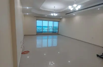 Apartment - 3 Bedrooms - 4 Bathrooms for rent in Geepas Building 4 - Al Rumaila 1 - Ajman