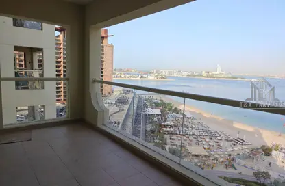 Whole Building - 1 Bedroom - 2 Bathrooms for rent in Al Das - Shoreline Apartments - Palm Jumeirah - Dubai