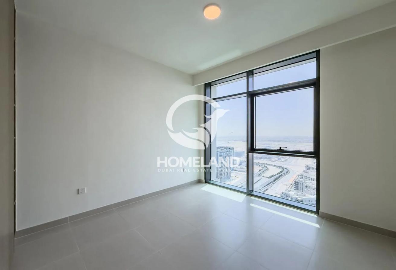 Panoramic view| Brand new| Corner unit| Branded photo 13