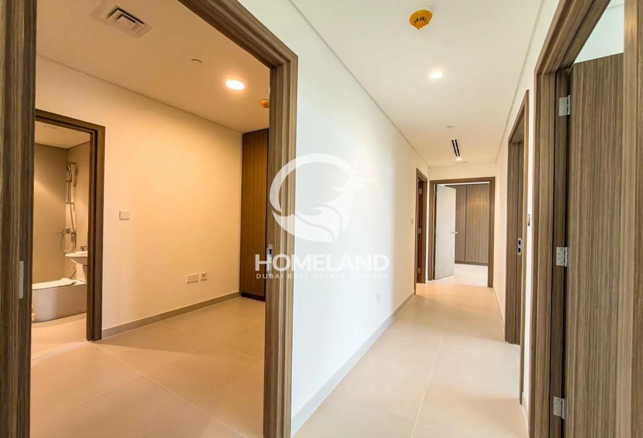 Panoramic view| Brand new| Corner unit| Branded photo 5