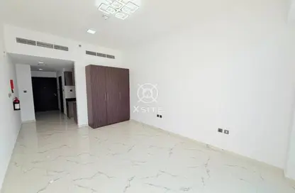 Apartment - 1 Bathroom for rent in Geepas Tower - Arjan - Dubai
